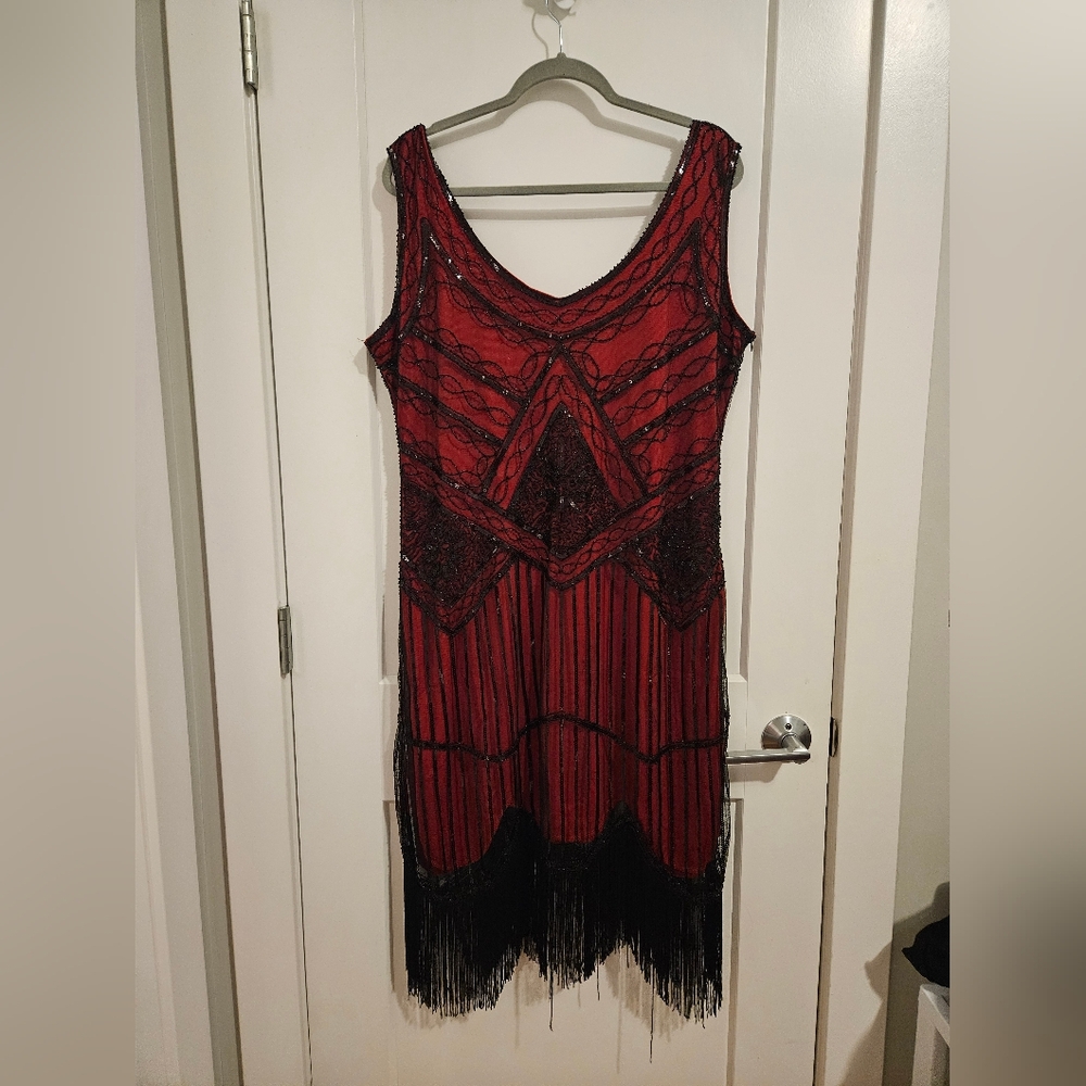 Elegant Red and Black Fringe Flapper Dress